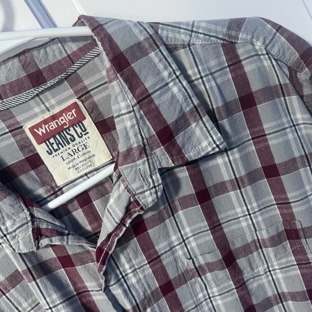 Wrangler Button Down Shirt‎ Mens Large Grey Burgundy Plaid